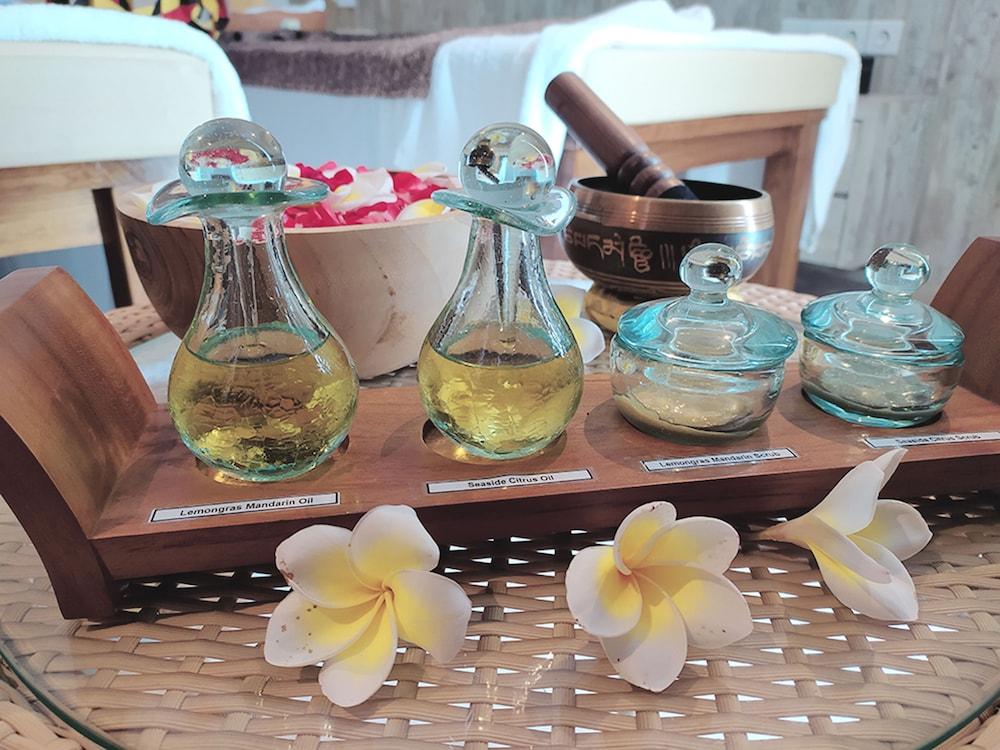 The Capital Hotel And Resort Seminyak Eksteriør billede